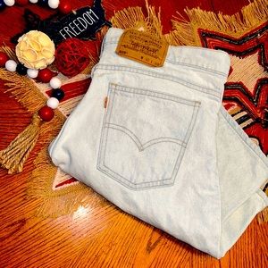 ⚡️ORANGE🧡Tab⚡️VINTAGE🔥LEVI’S🔥505 JEAN SHORTS🇺🇸Size 32 Waist on Label